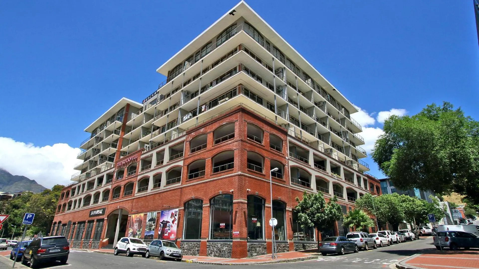 Luxury Apartments In The Rockwell, Close To The V&A Waterfront Cape Town